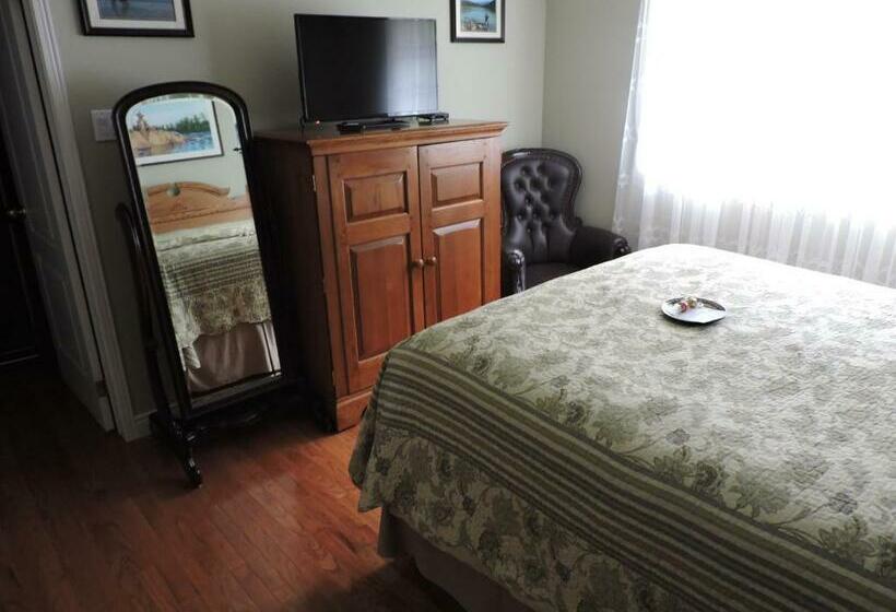 Номер Стандарт, Tucked Inn The Harbour B&b