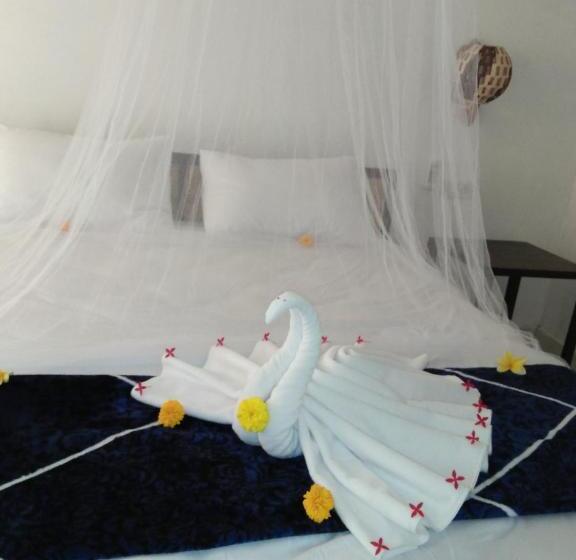 Номер Deluxe Вид на Сад, Taman Menjangan Homestay By Snorkelingmenjangan