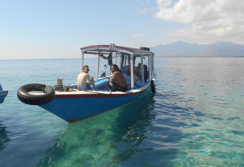 Номер Deluxe Вид на Сад, Taman Menjangan Homestay By Snorkelingmenjangan