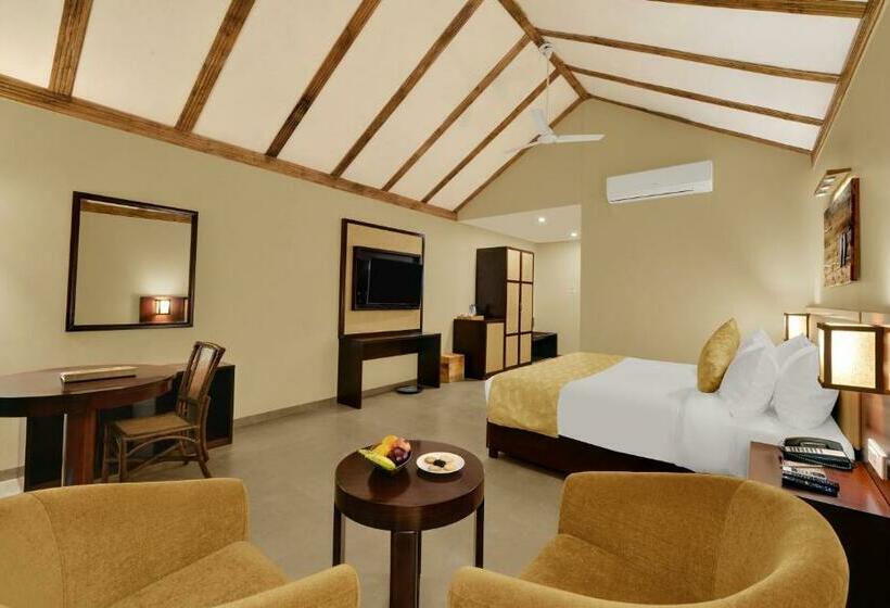 带大床的高级房间, The Fern Sattva Resort Polo Forest