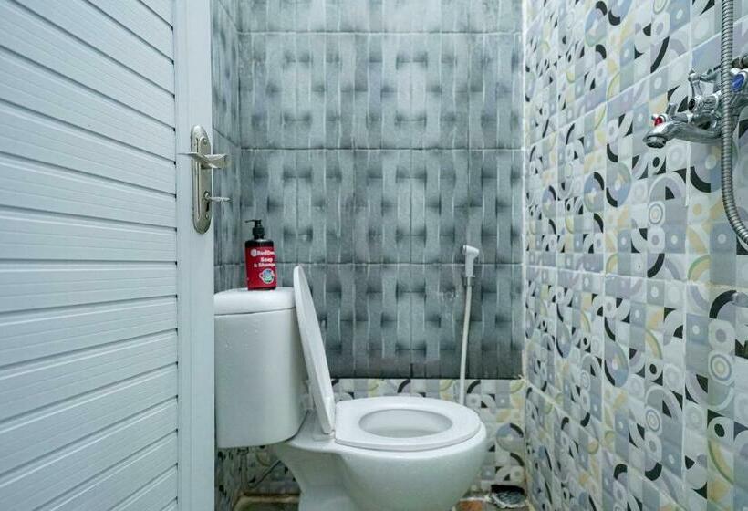 Номер Стандарт, Reddoorz Syariah Near Exit Toll Puncak