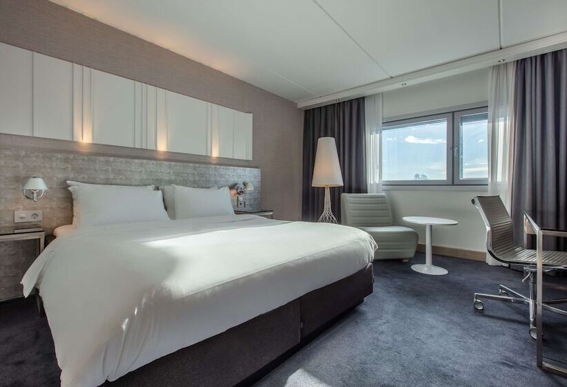 Номер Стандарт, Radisson Blu Airport Hotel, Oslo Gardermoen