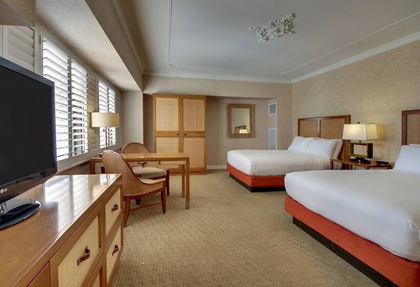 Номер Deluxe, Tropicana Las Vegas  A Doubletree By Hilton