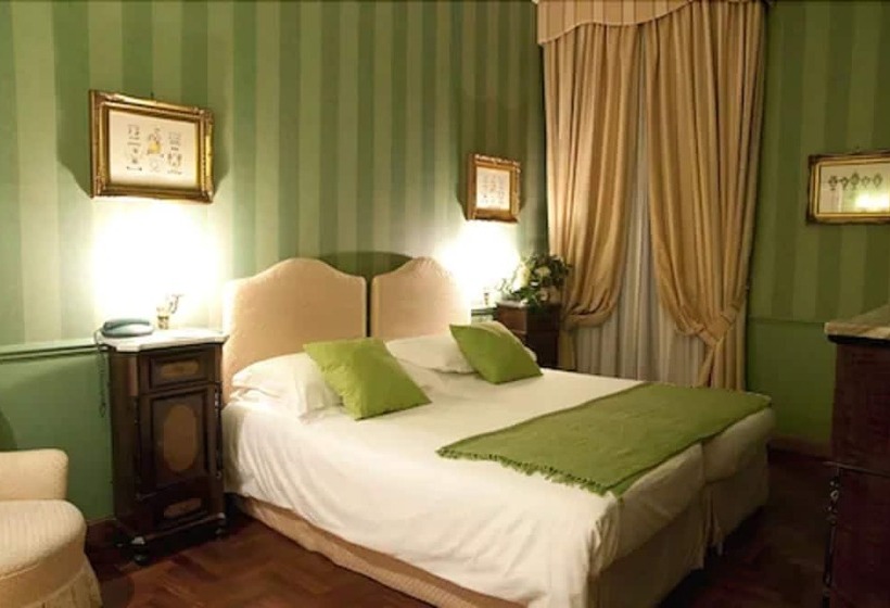 اتاق استاندارد سه نفره, Unahotels One Catania