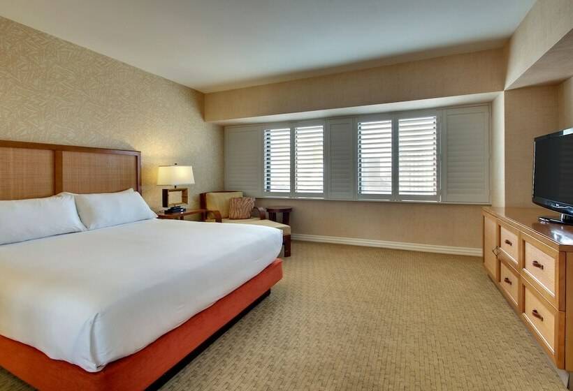 Люкс Кровать Кинг, Tropicana Las Vegas  A Doubletree By Hilton
