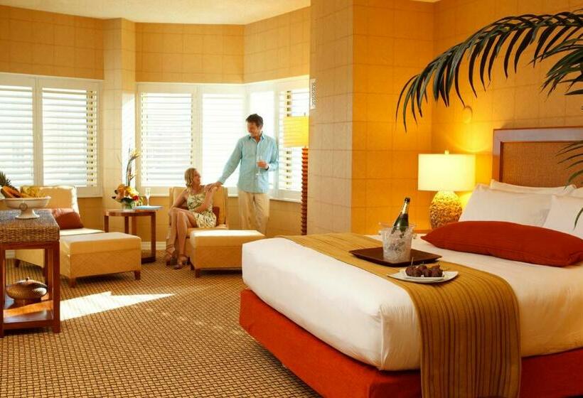 חדר סופריור עם מיטת קינג, Tropicana Las Vegas  A Doubletree By Hilton