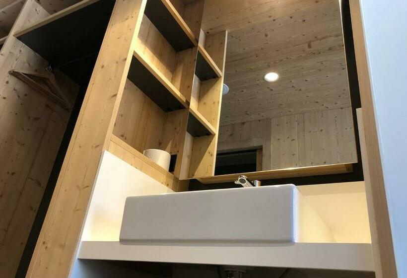 经典四人房间, Catrina Hostel