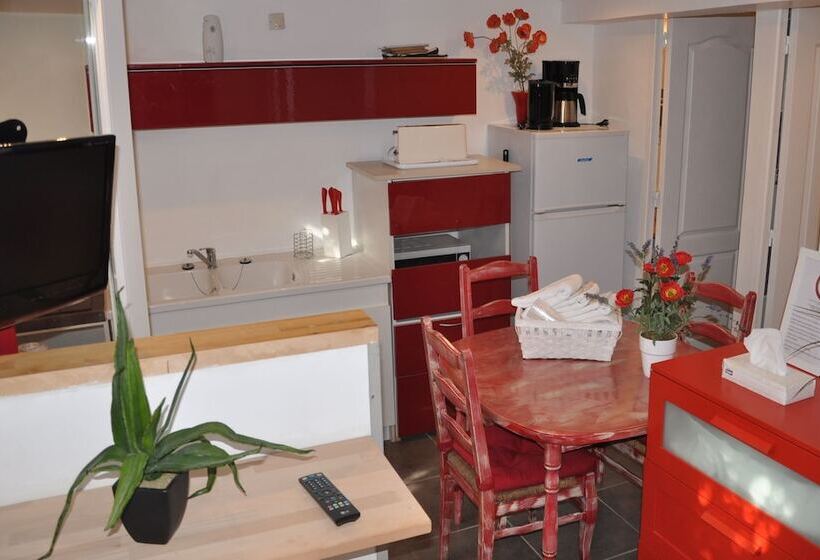 Апартаменты 1 Спальня, Hôtel Les Mimosas