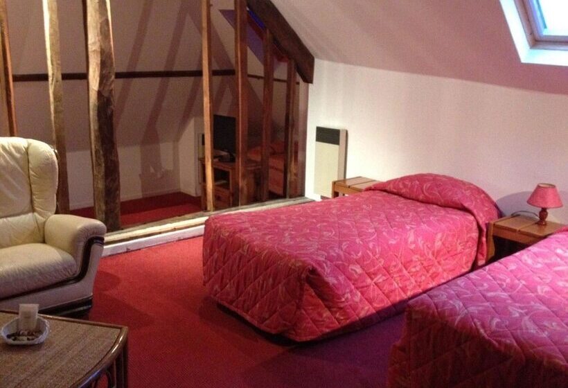 Номер Стандарт Индивидуальный, Logis Hôtel   Les Paturelles