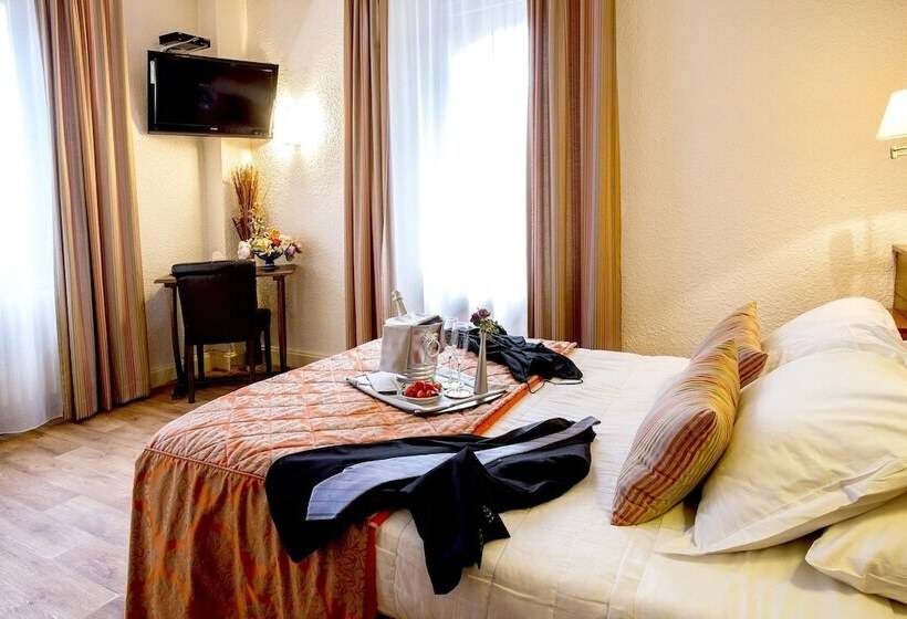 Номер Стандарт, Logis Hôtel Restaurant La Tête Des Faux