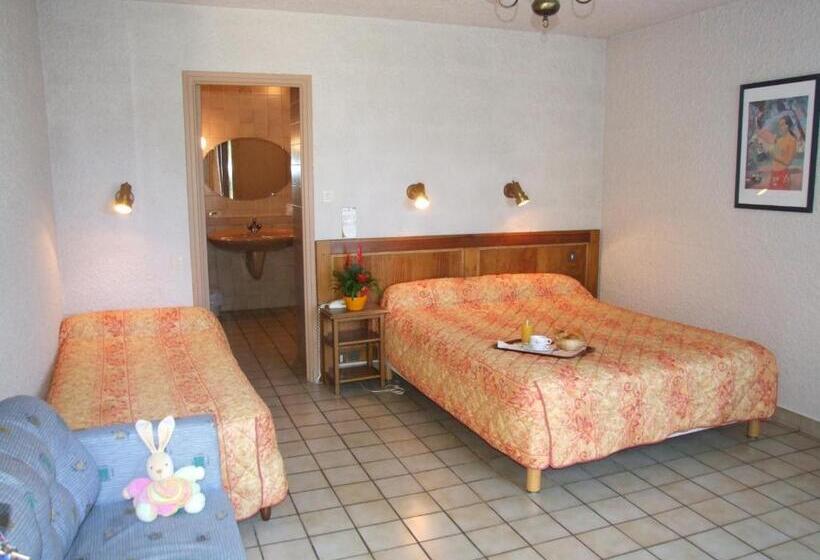Бунгало Стандарт, Hôtel & Restaurant Azur