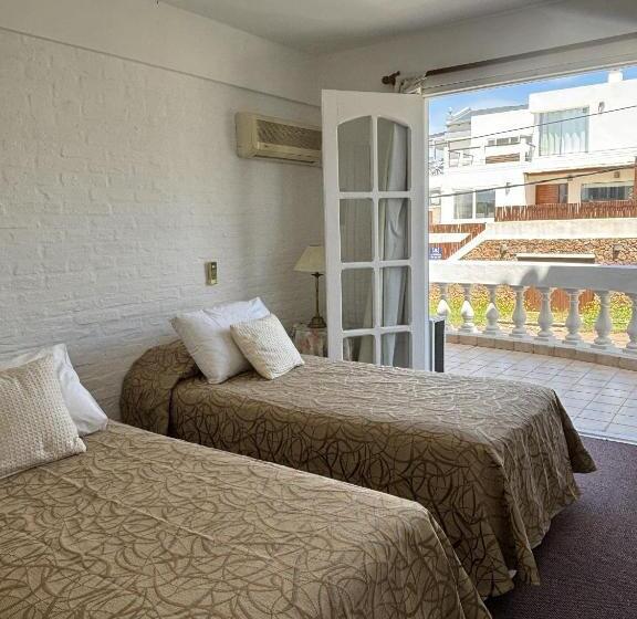 Номер Стандарт Трехместный, Bagu Villa De Mar