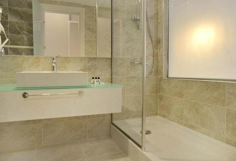 Семейный Номер, Adempi̇ra Termal&spa