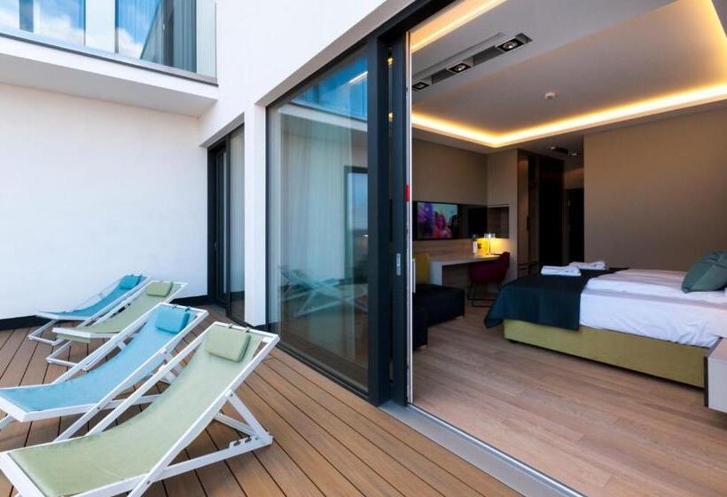 Люкс Deluxe Кровать Кинг, Przystań Mechelinki  Marina Del Mar