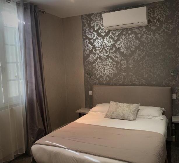 اتاق استاندارد سه نفره, Hostellerie Bellevue