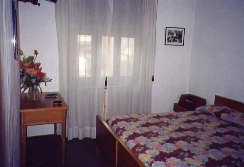 اتاق استاندارد, Savoia Debili