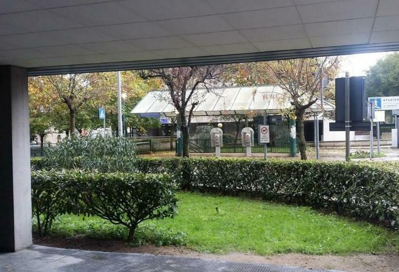 اتاق خانوادگی, B&b Il Bacio