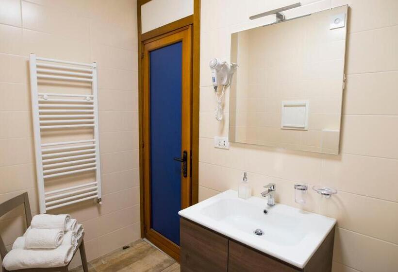 اتاق استاندارد سه نفره, B&b Il Bacio