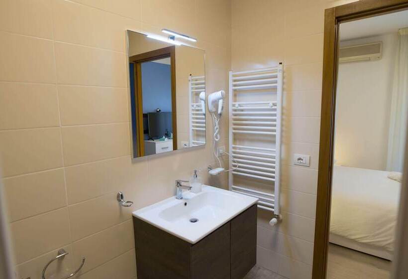 اتاق استاندارد سه نفره, B&b Il Bacio