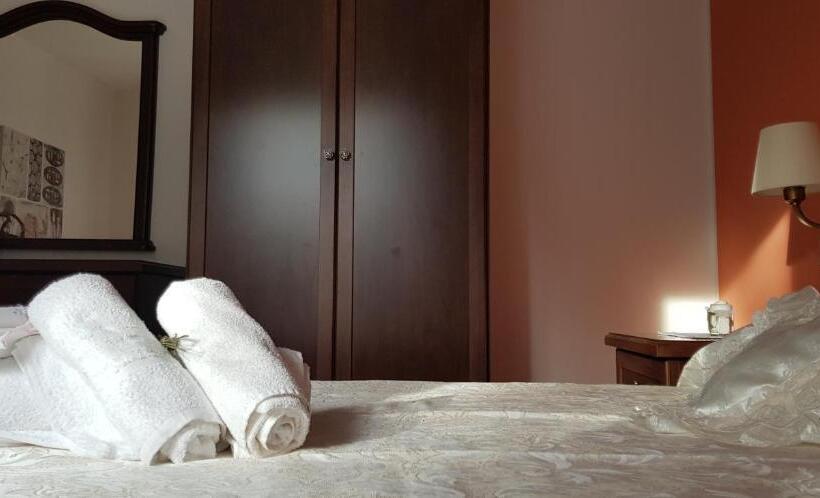 Номер Стандарт Вид на Сад, La Villa