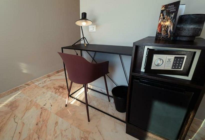 اتاق لوکس, Zefiro Suites