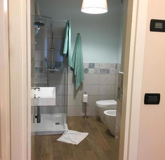 اتاق راحتی سه تخته, B&b Palazzo De  Il Nuovo Duca Minimo