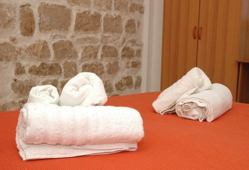 Номер Стандарт с Балконом, B&b L Antica Torre