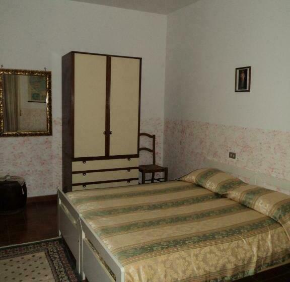 Economy Triple Room, B&b Valente