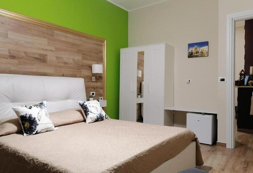 اتاق استاندارد با بالکن, Home Syrakos B&b