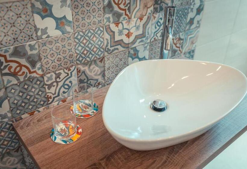 Номер Стандарт с Балконом, A Coffa Rooms