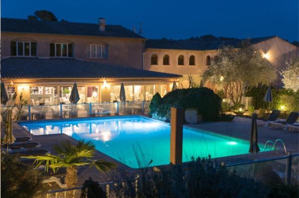 Номер Стандарт Трехместный, Logis Hostellerie De L Abbaye