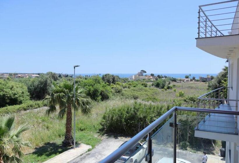 Трехместный Номер Deluxe Вид на Море, Sunrise B&b Sicilia Avola