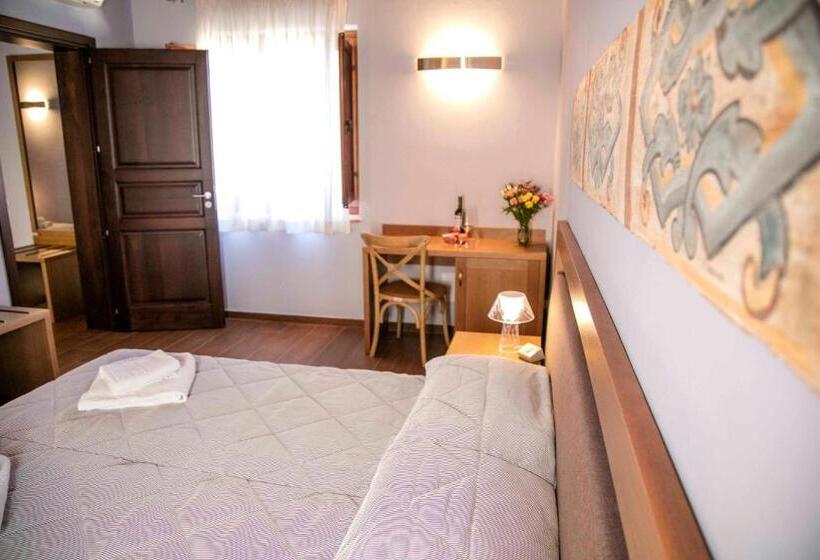 Четырехместный Номер Стандарт, Casena Mongerrati