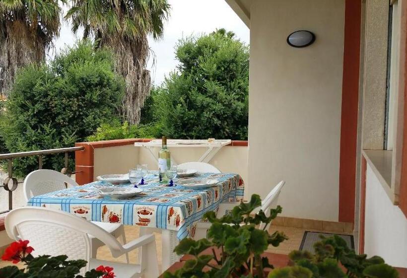 Апартаменты 2 Спальни с Террасой, Anastasia Villas B&b   Casa Vacanze