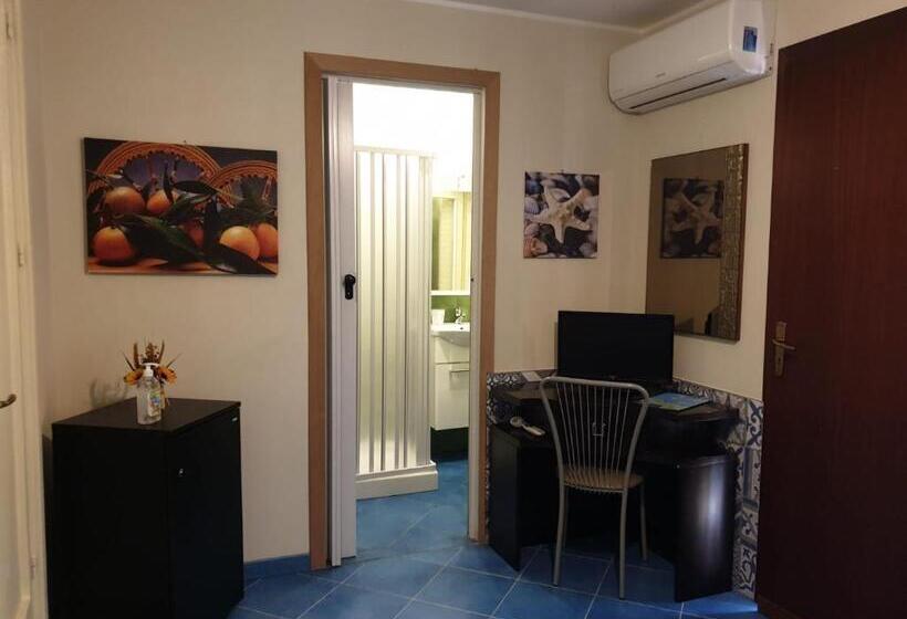 Номер Стандарт Вид на Бассейн, Anastasia Villas B&b   Casa Vacanze