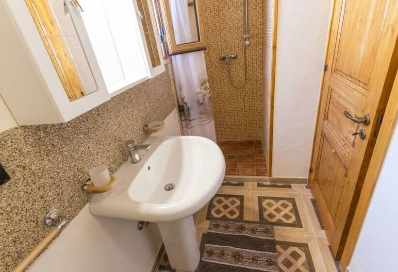Номер Стандарт, Dimora Corte Antica Scorrano