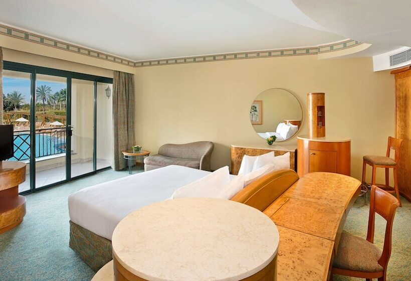 غرفة ديلوكس, Hilton Pyramids Golf