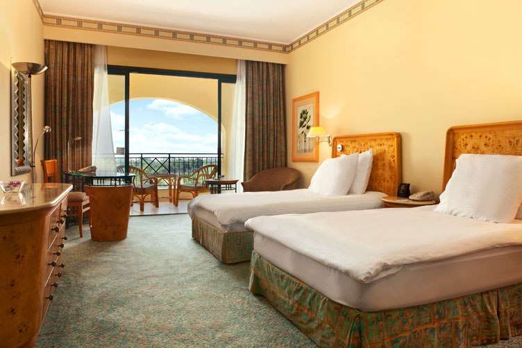 غرفة قياسية, Hilton Pyramids Golf