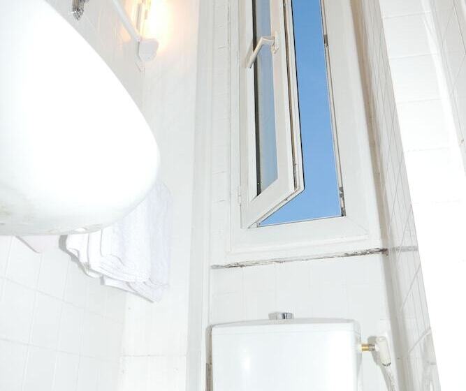 Standaard Éénpersoonskamer, Novex Paris
