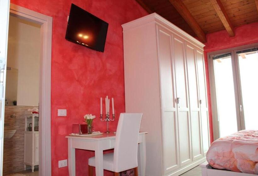 اتاق لوکس سه تخته, Agriturismo Le Fontanelle Da Valente