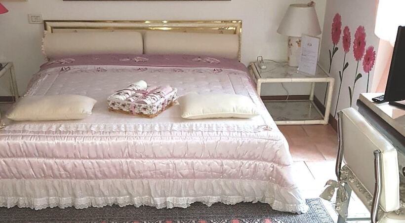 Апартаменты Комфорт 1 Спальня, B&b La Delice
