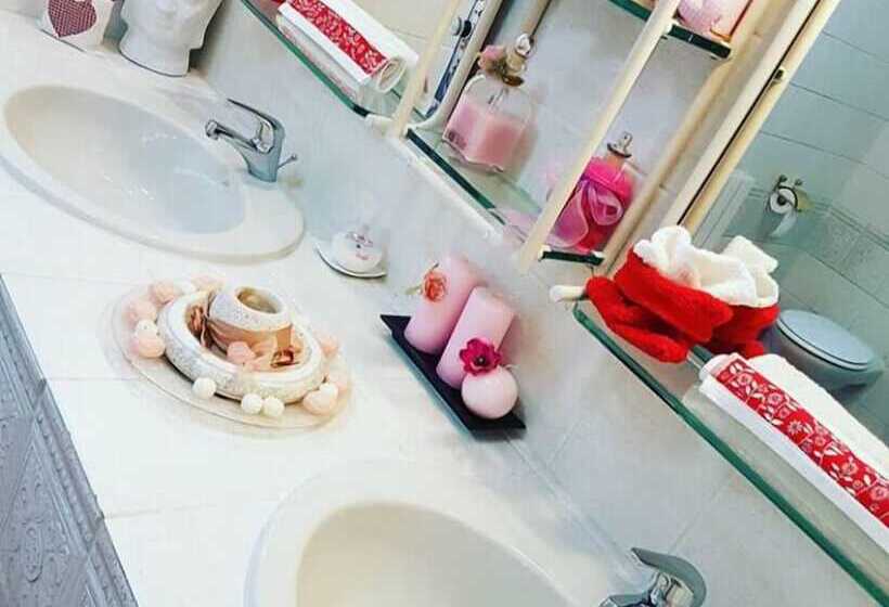 Апартаменты Комфорт 1 Спальня, B&b La Delice