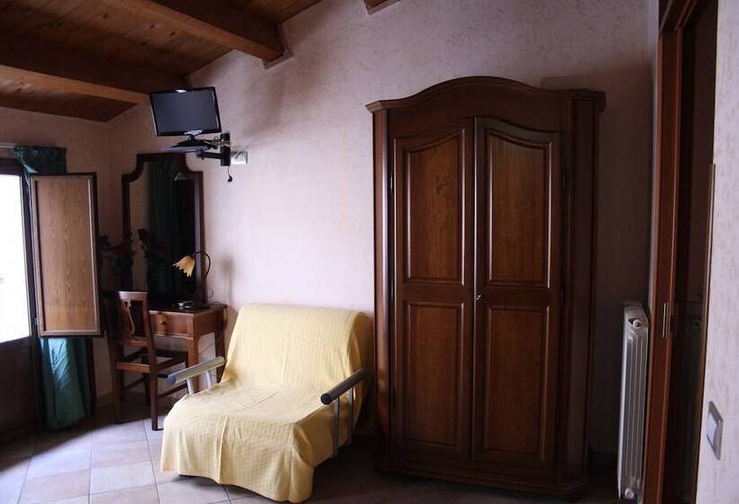 اتاق استاندارد سه نفره, Cityguesthouse Catanzaro