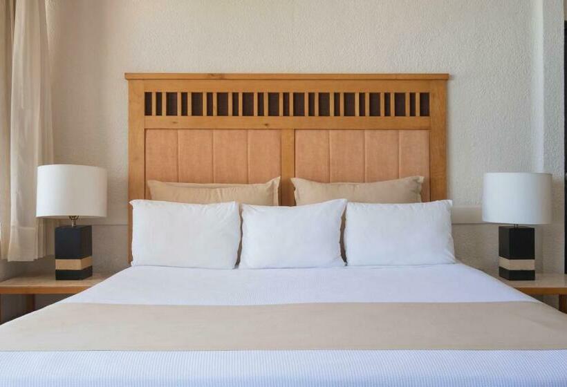 Junior Suite, Nyx Cancun