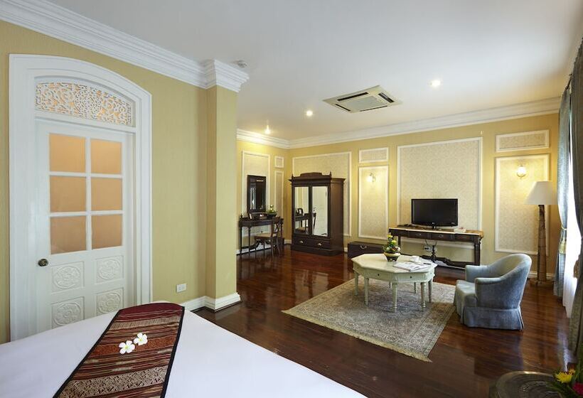 로얄 스위트, Villa Santi