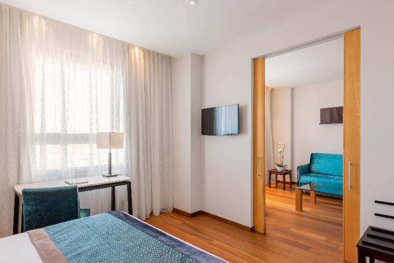 سوییت جونیور, Eurostars Gran Valencia