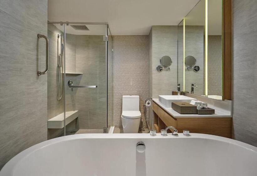 프리미엄 룸 바다 전망, Phuket Marriott Resort & Spa Merlin Beach