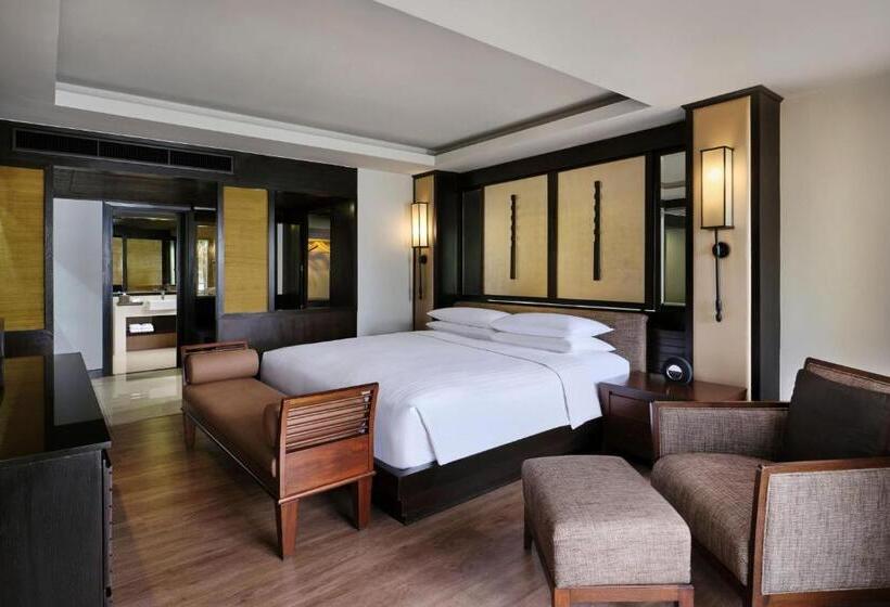 로얄 스위트, Phuket Marriott Resort & Spa Merlin Beach