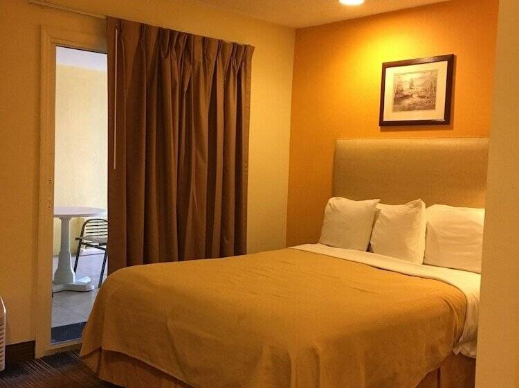 Номер Executive, St. Augustine Island Inn