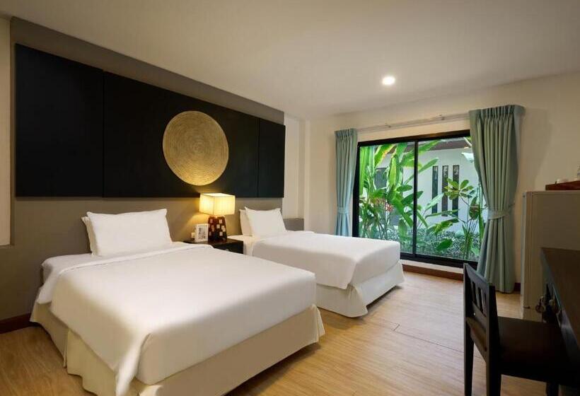 سوییت, Nai Yang Beach Resort And Spa